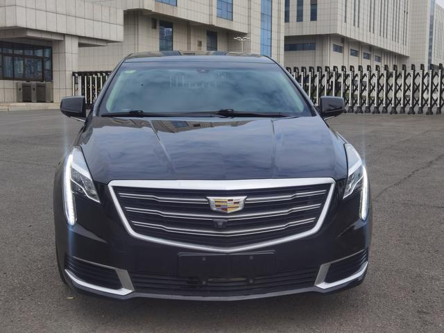 Cadillac XTS