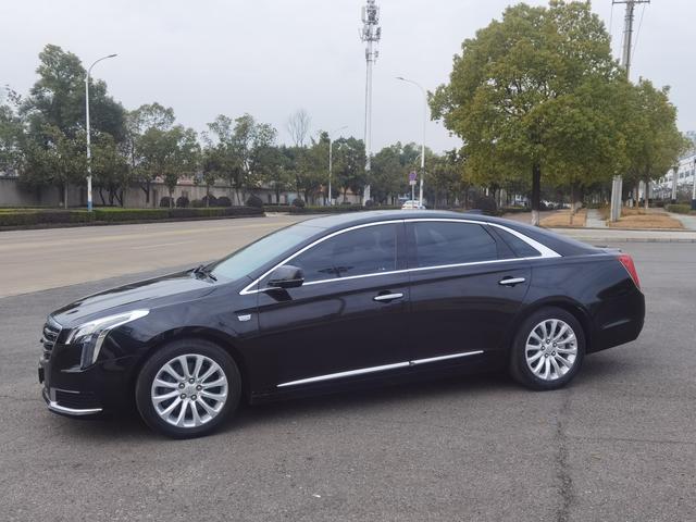 Cadillac XTS