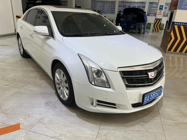 Cadillac XTS