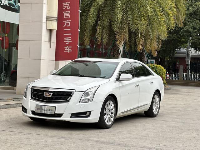 Cadillac XTS