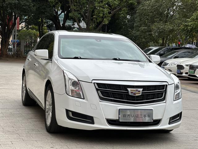 Cadillac XTS