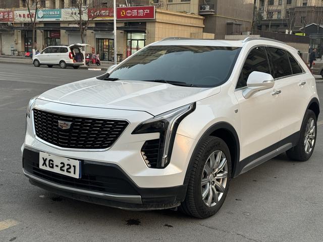 Cadillac XT4