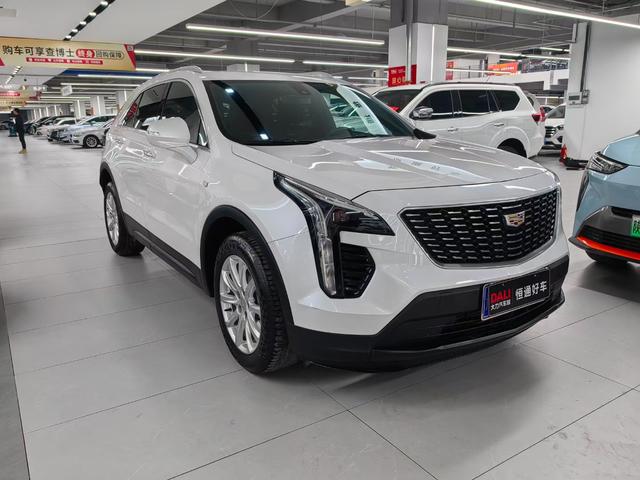 Cadillac XT4