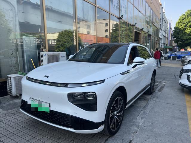 Xpeng G9