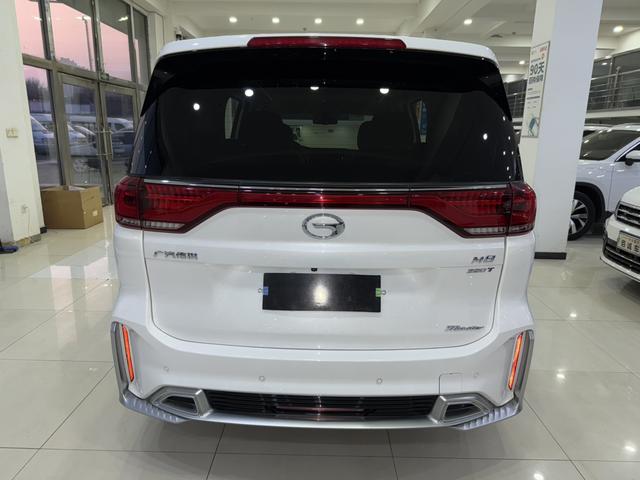 GAC Trumpchi M8