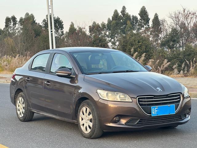 Peugeot 301