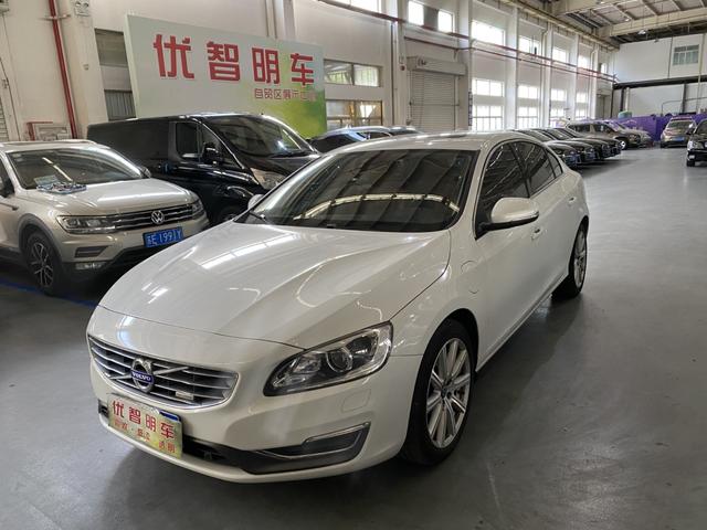 Volvo S60 PHEV