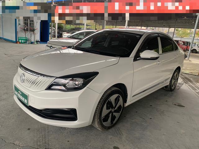 Dongfeng Fengshen E70