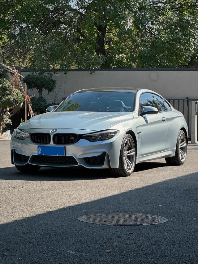 BMW M4