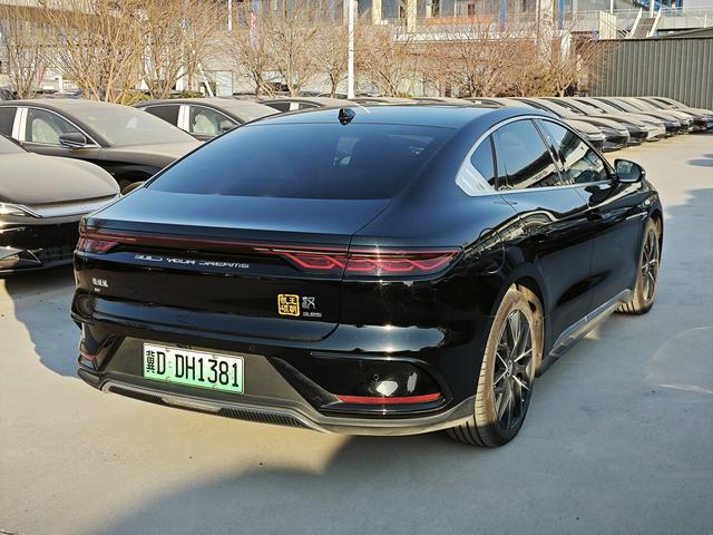 BYD Han EV