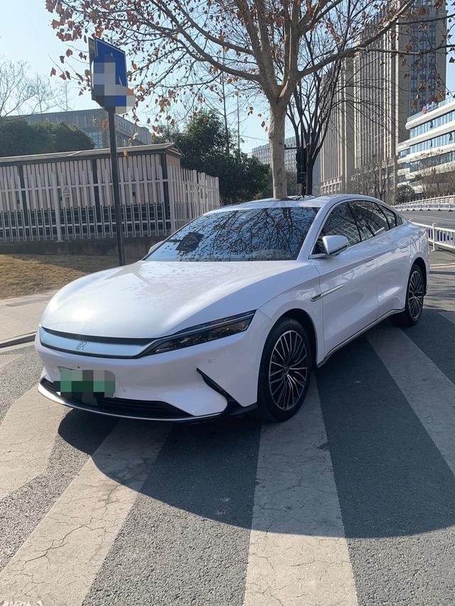 BYD Han EV