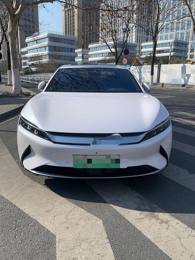 BYD Han EV