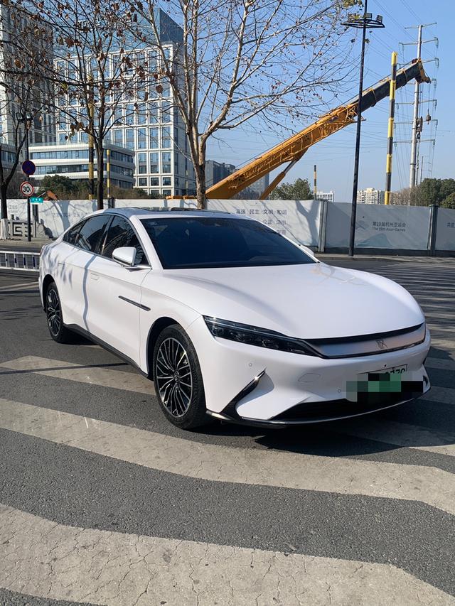 BYD Han EV