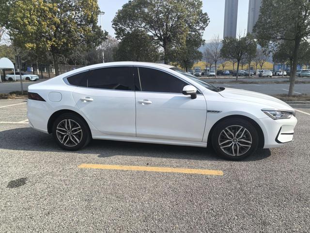 BYD Qin PLUS EV