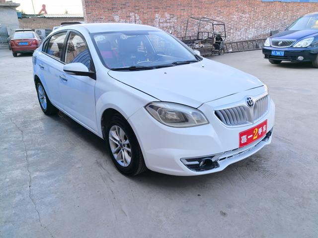 China Zhonghua H330