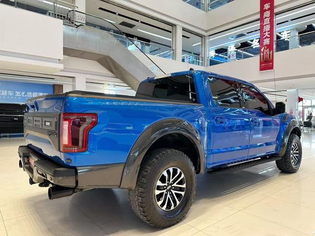 Ford F-150 Raptor