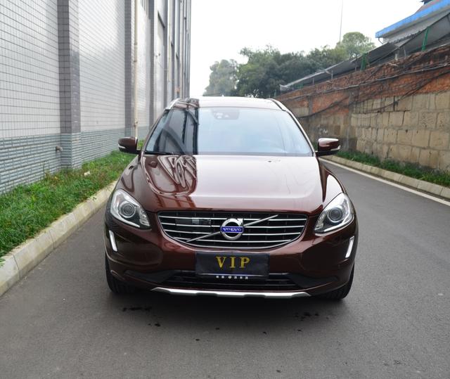 Volvo XC60 (imported)