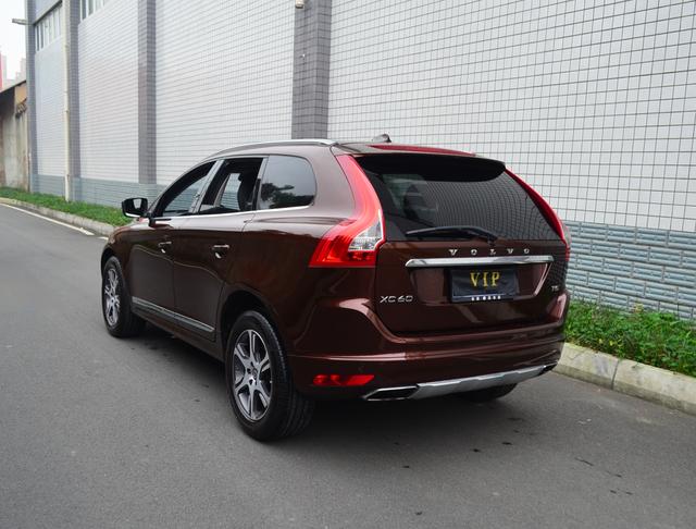 Volvo XC60 (imported)