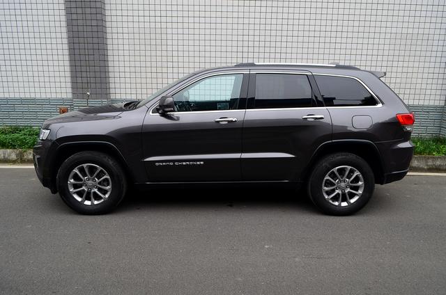 Jeep Grand Cherokee (imported)