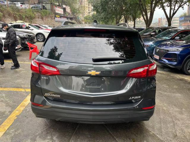 Chevrolet Explorer