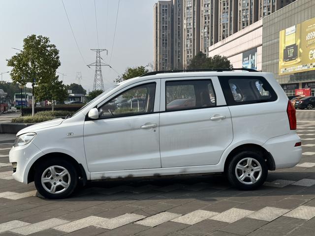 Dongfeng Fengon 330