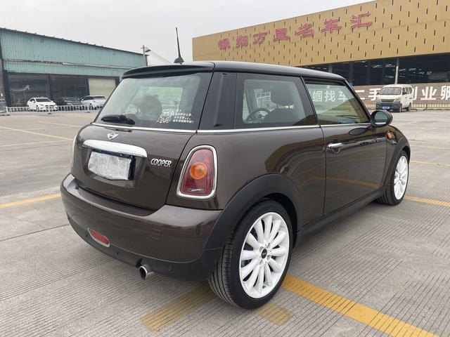 MINI MINI