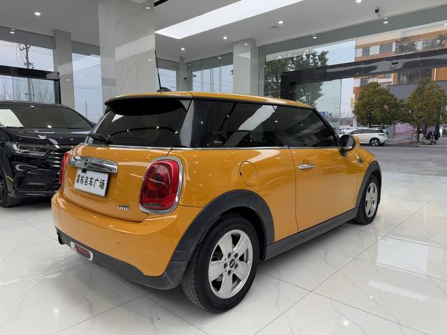 MINI MINI