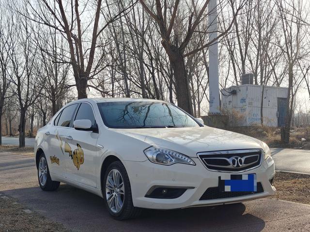 BAIC Saab D70