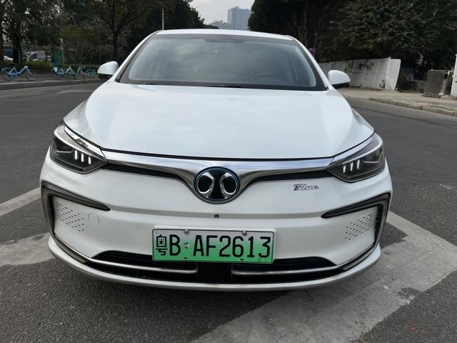 BAIC Beijing EU5