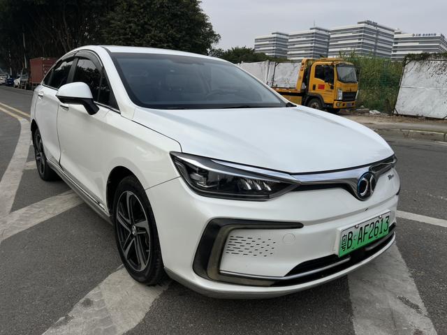 BAIC Beijing EU5