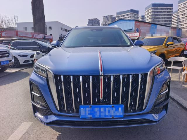 Hongqi HS5