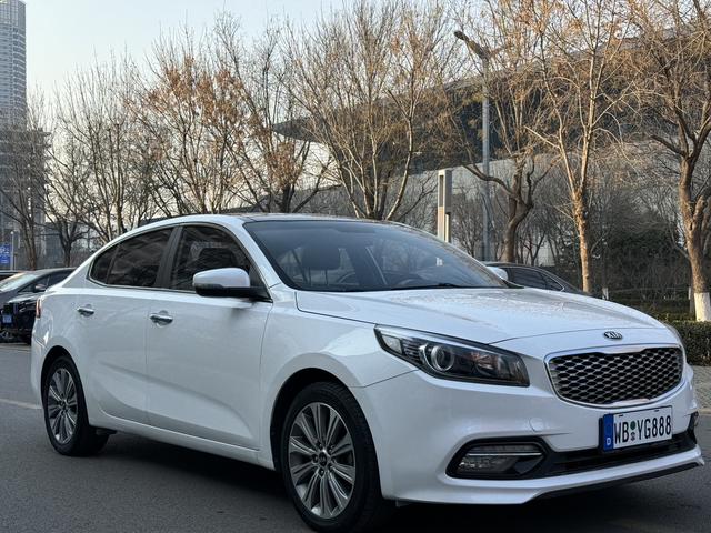 Kia K4