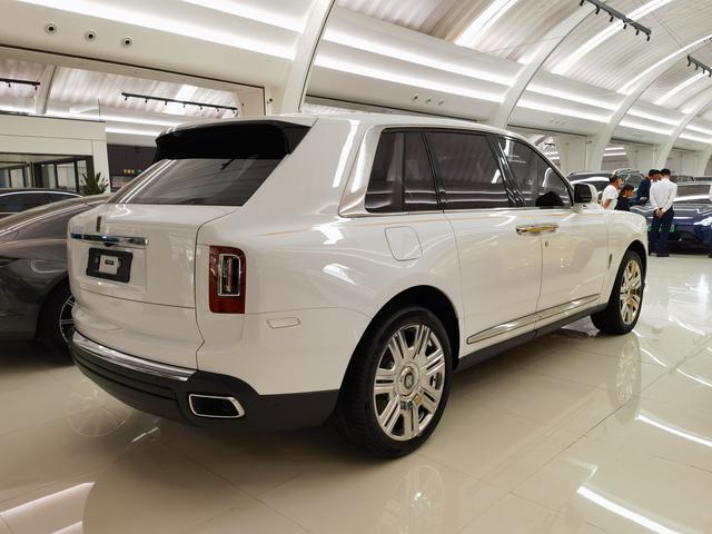 Rolls Royce Cullinan