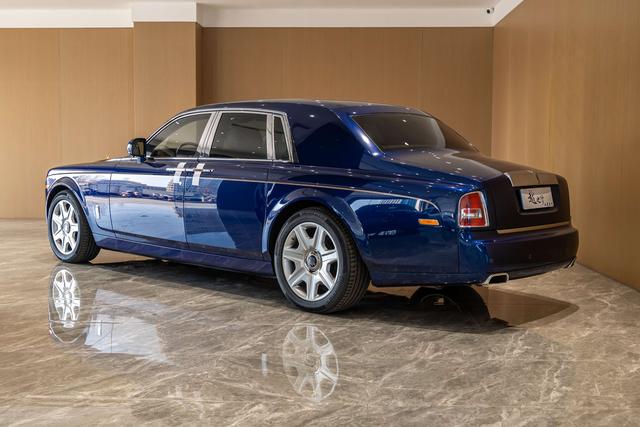 Rolls Royce Phantom