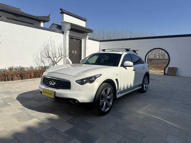 Infiniti FX