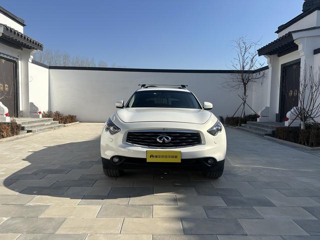 Infiniti FX