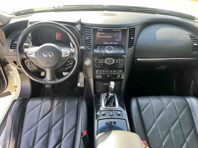 Infiniti FX