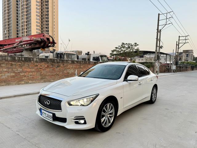 Infiniti Q50