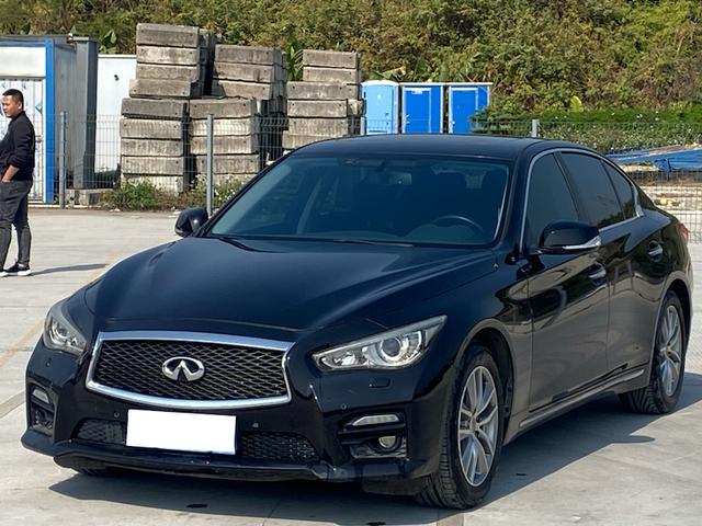 Infiniti Q50L