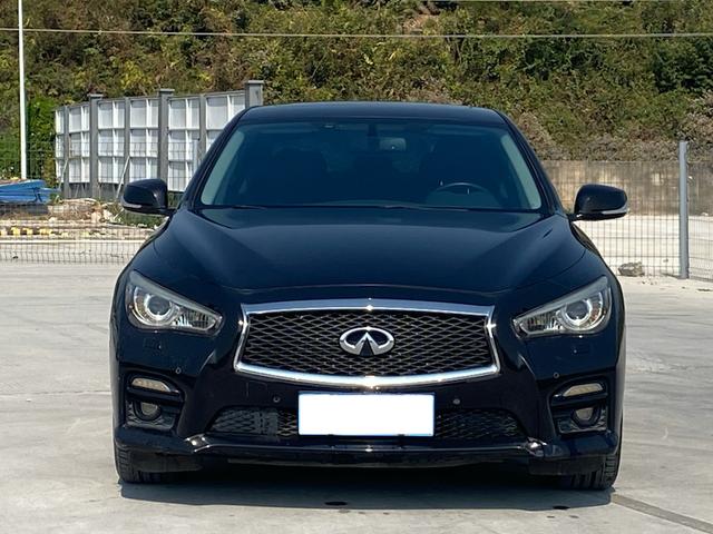 Infiniti Q50L