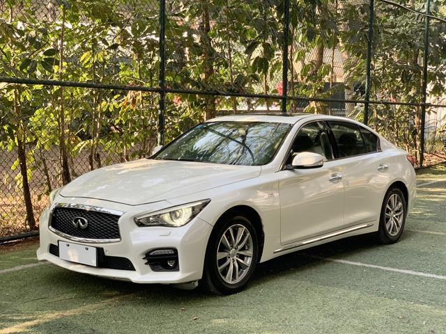 Infiniti Q50L