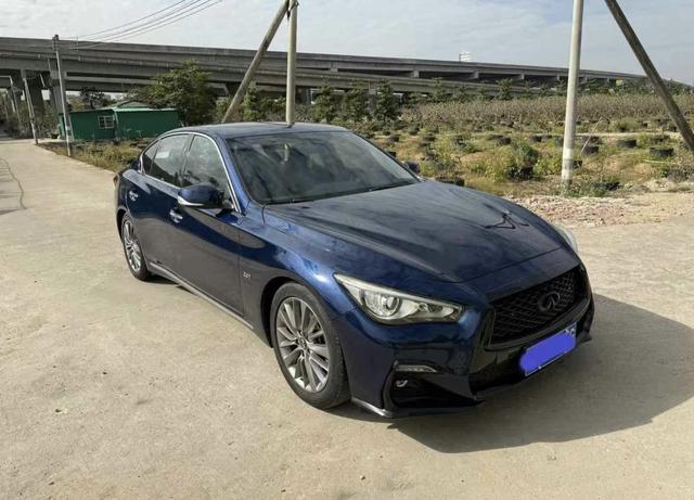 Infiniti Q50L