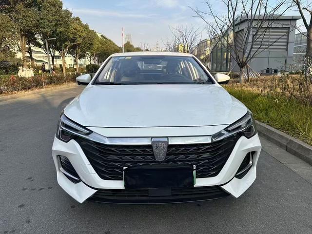 Roewe ei6 MAX