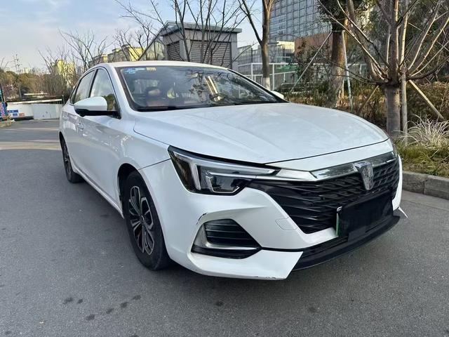 Roewe ei6 MAX