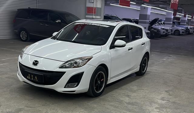 Mazda 3 star