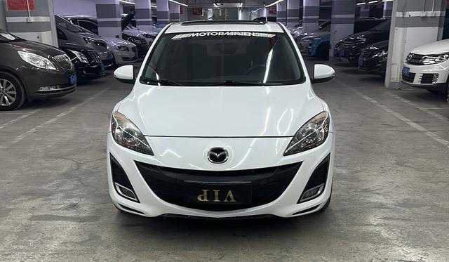 Mazda 3 star