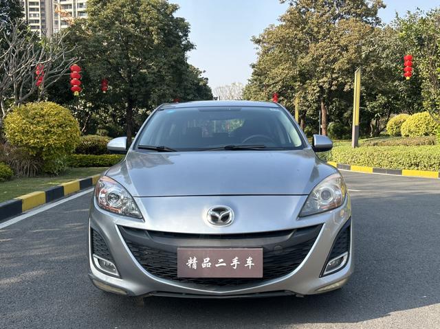 Mazda 3 star