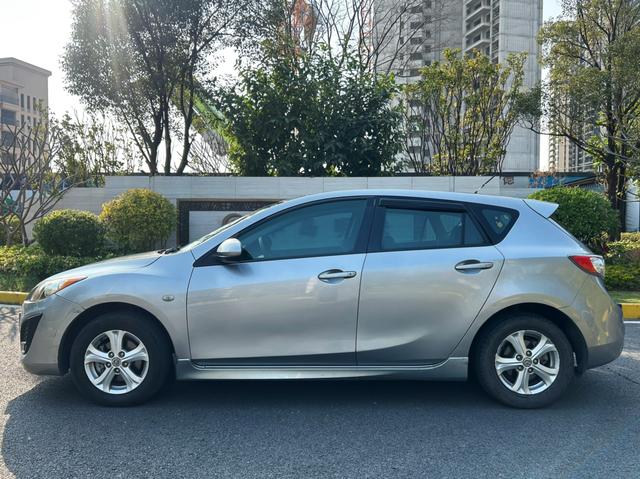 Mazda 3 star