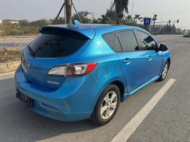 Mazda 3 star