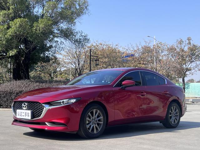 Mazda 3 Angkesela